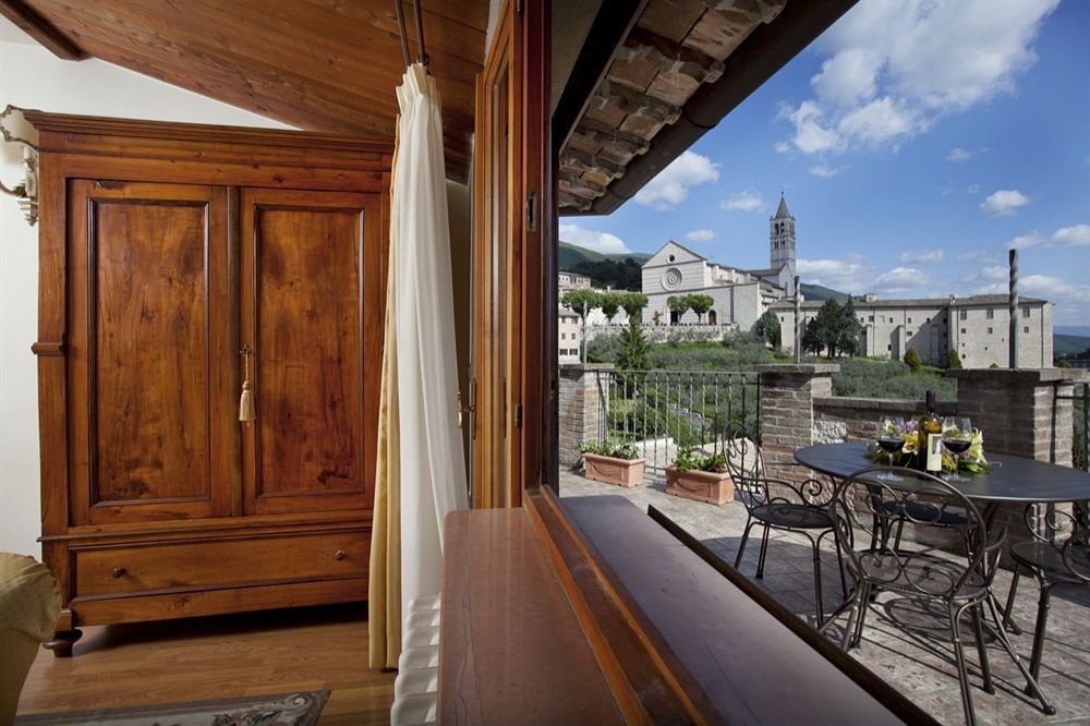 Residenza D'Epoca San Crispino Aparthotel Assisi Exterior photo