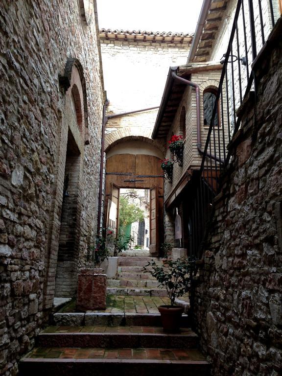 Residenza D'Epoca San Crispino Aparthotel Assisi Exterior photo